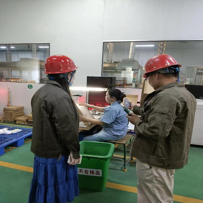 山西宏光醫(yī)用玻璃股份有限公司(圖2) 山西宏光醫(yī)用玻璃股份有限公司(圖2)